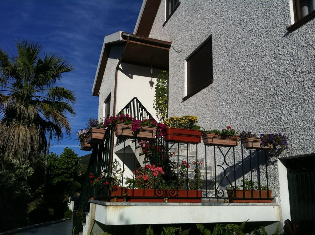 Casa Dos Cabecinhos Apartment Paradamonte Exterior photo
